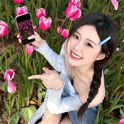 三个扑火的少年
